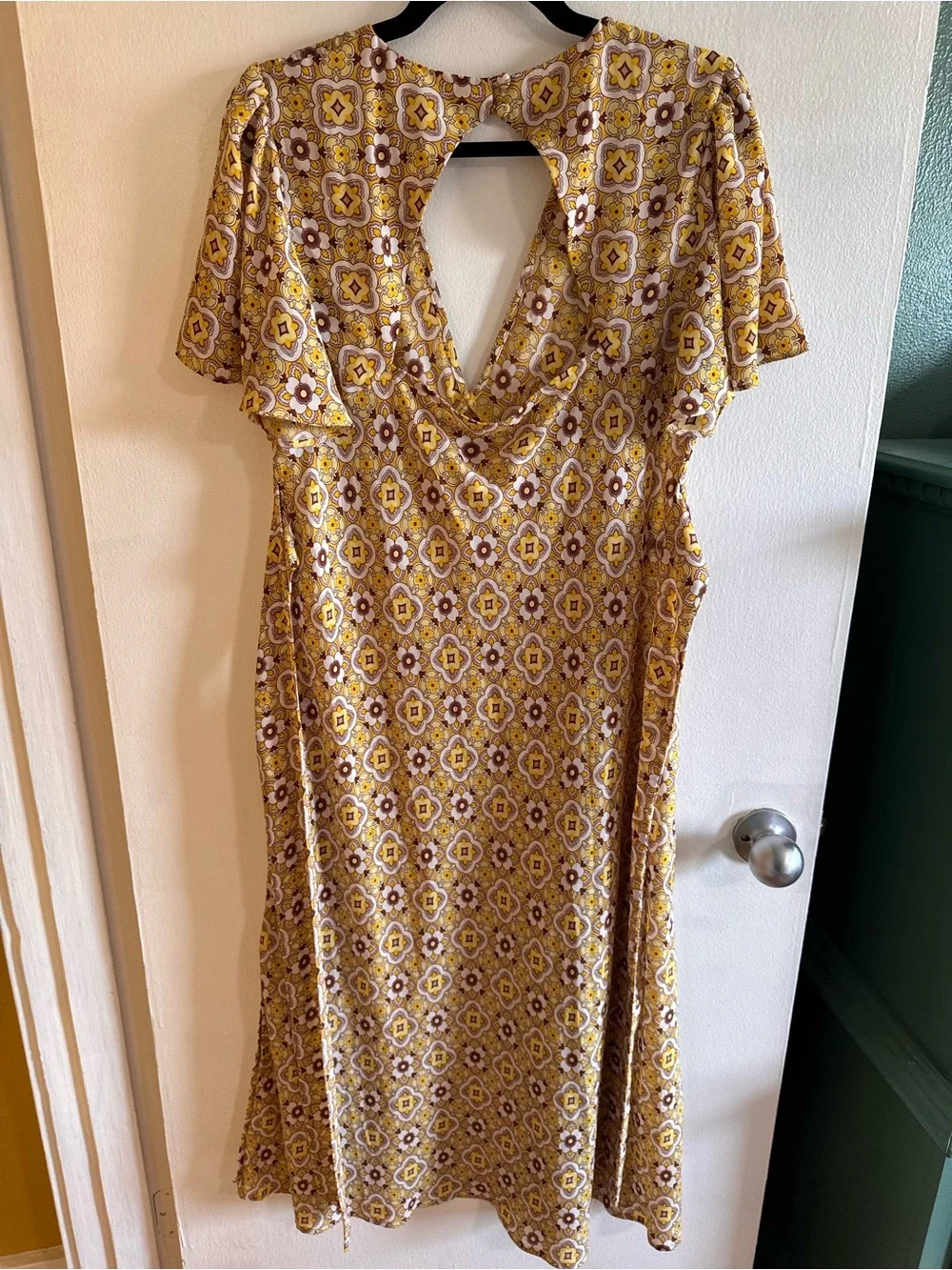 Yellow Floral Print V-Neck Maxi Dress